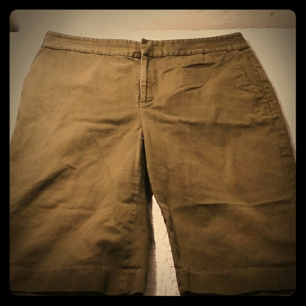 Lauren Ralph Lauren Olive Knee Shorts